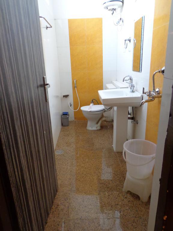 Aashyana Hotel อัลวาร์ ภายนอก รูปภาพ